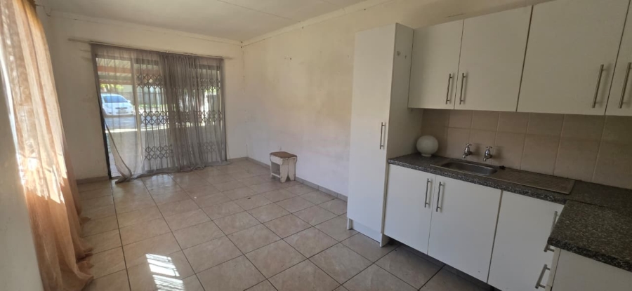 3 Bedroom Property for Sale in Roodia Free State